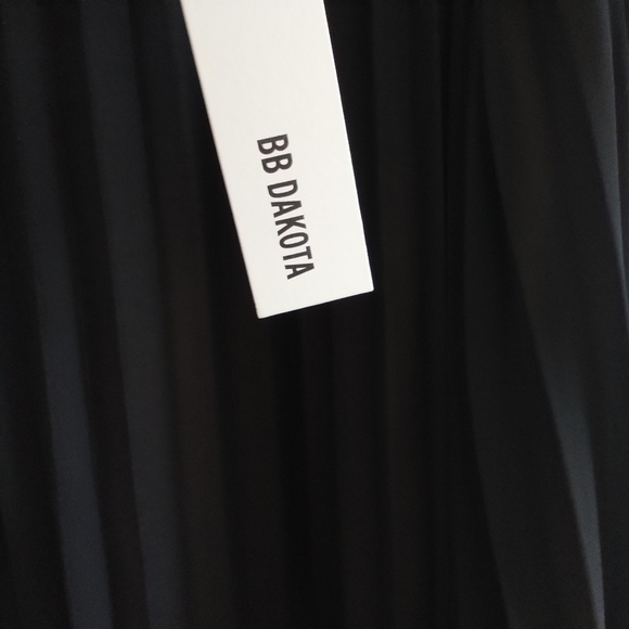 BB Dakota Devlan Black Pleated Special Occasion Dress M - Picture 9 of 11